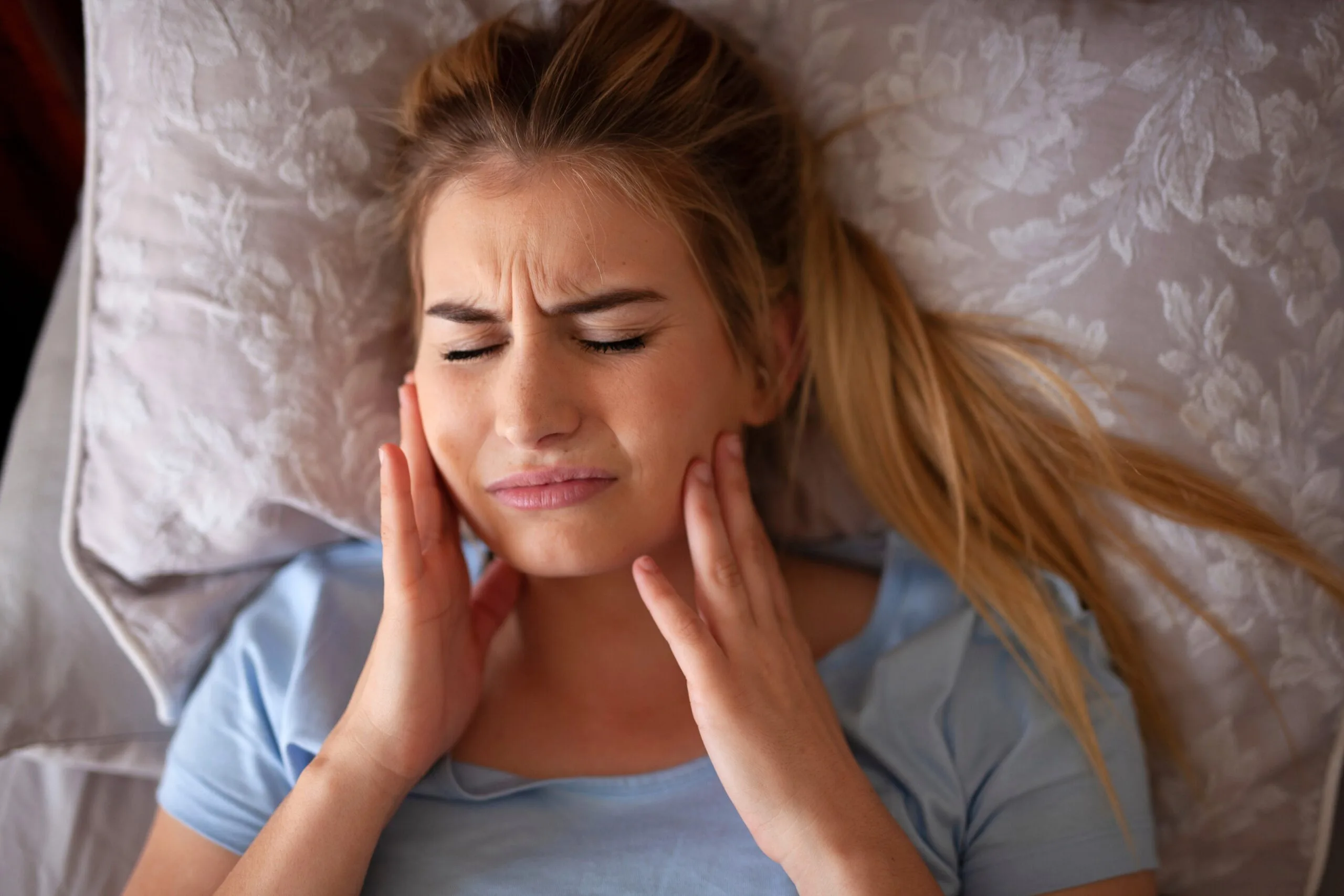 How to Stop Teeth Grinding Without a Nightguard